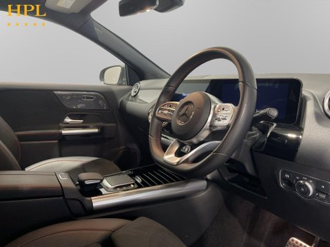 Mercedes-Benz GLA 1.3 GLA200 AMG Line (Premium) SUV 5dr Petrol 7G-DCT Euro 6 (s/s) (163 ps) 2 12