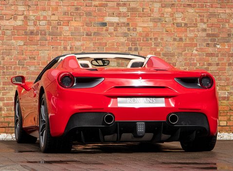 Ferrari 488 Spider 3