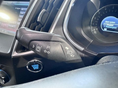 Ford Edge 2.0 TDCi Titanium AWD Euro 6 (s/s) 5dr 28