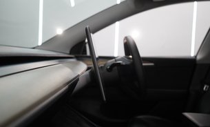 Tesla Model Y LONG RANGE AWD Comfort Suspension GROK AI One Owner Adaptive LEDs VAT Q 20