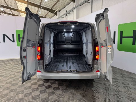 Ford Transit Custom 2.0 Transit Custom 300 LWB Limited EcoBlue 29