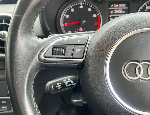 Audi A1 1.0 A1 Sport TFSI Semi-Auto 3dr 21