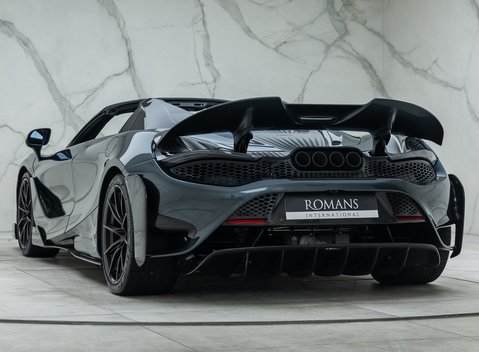 McLaren 765LT Spider 14