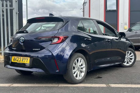 Toyota Corolla 2.0 VVT-h Icon Hatchback 5dr Petrol Hybrid CVT Euro 6 (s/s) (196 ps) 9