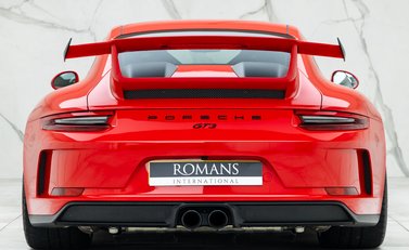 Porsche 911 GT3 (991.2) 5