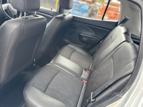 Kia Picanto 1.0 1 5dr 11