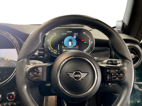 Mini Hatch Cooper SE 32.6kWh Level 3 Hatchback 3dr Electric Auto (184 ps) 13