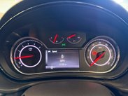 Vauxhall Insignia 2.0 CDTi ecoFLEX Design Euro 5 (s/s) 5dr 28