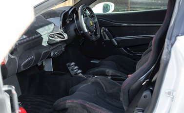 Ferrari 458 Speciale Aperta 15