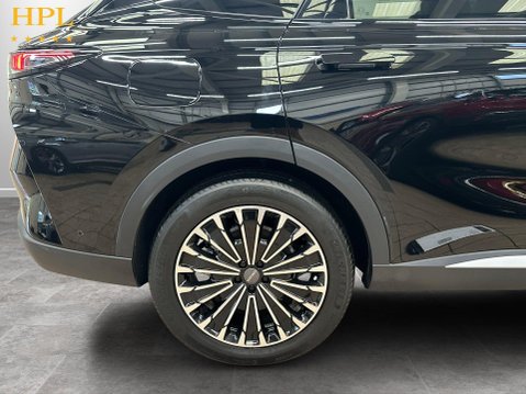OMODA 9 1.5T SHS 34.46kWh Noble SUV 5dr Petrol Plug-in Hybrid DHT3 4WD Euro 6 (s/s) 10