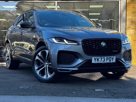 Jaguar F-Pace R-DYNAMIC HSE BLACK 16