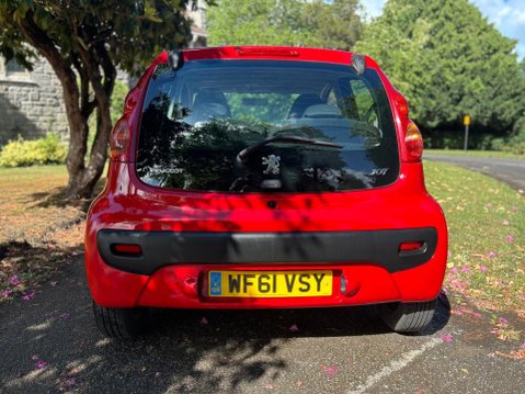 Peugeot 107 URBAN 10