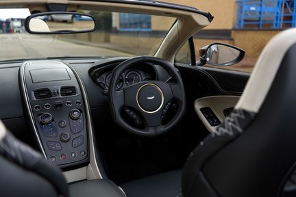 Aston Martin Vanquish Zagato Volante 21