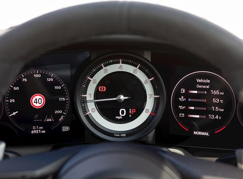 Porsche 911 (992) Carrera 4S 18