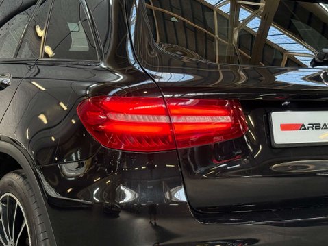 Mercedes-Benz GLC 2.1 GLC 250 D 4Matic AMG Line Premium+ Auto 4WD 5dr 23