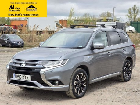Mitsubishi Outlander 2.0h 12kWh GX4h SUV 5dr Petrol Plug-in Hybrid CVT 4WD Euro 6 (s/s) (200 ps) 3