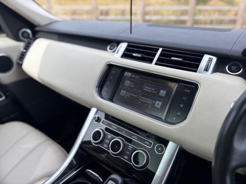 Land Rover Range Rover Sport 3.0 SD V6 HSE Dynamic Auto 4WD Euro 6 (s/s) 5dr 19