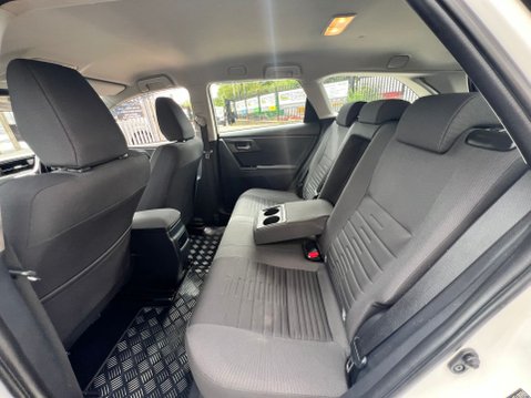 Toyota Auris VVT-I ICON TECH TOURING SPORTS 69