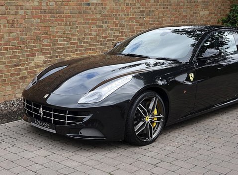 Ferrari FF 25