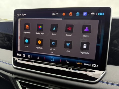 Volkswagen Tiguan 1.5 TSI eHybrid 19.7kWh R-Line SUV 5dr Petrol Plug-in Hybrid DSG Euro 6 (s/ 43