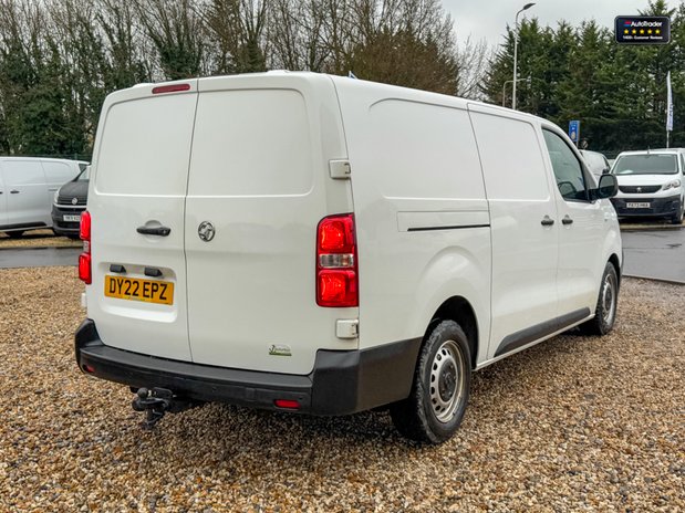 Vauxhall Vivaro AUTO LWB L2H1 Low Roof 3100 Dynamic Air Con SELECT 6
