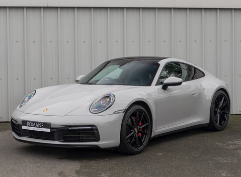 Porsche 911 Carrera S (992) 6