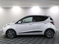 Hyundai i10 PREMIUM 18