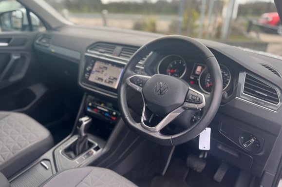Volkswagen Tiguan LIFE 1.5 TSI DSG AUTOMATIC 14