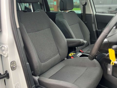 Peugeot 5008 1.6 5008 Allure Blue HDi S/S 5dr 12