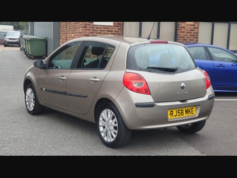 Renault Clio DYNAMIQUE 16V 5