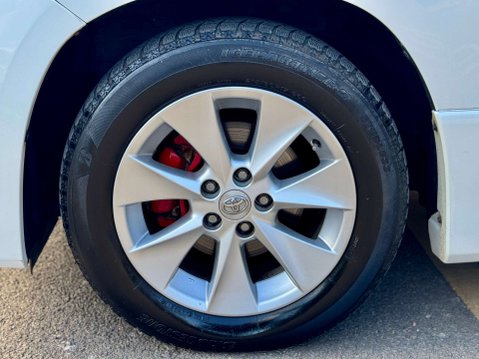 Toyota Alphard V6 4WD TOWBAR 89