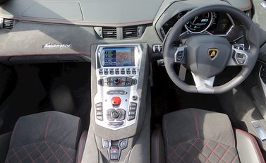 Lamborghini Aventador LP 720-4 Roadster 50th Anniversary 11