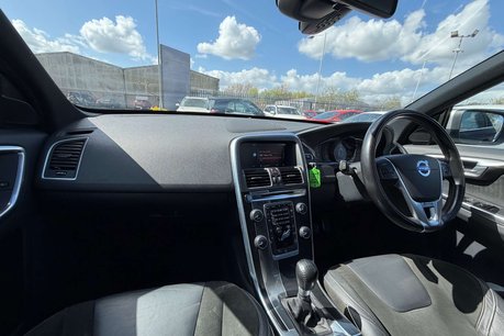 Volvo XC60 2.4 XC60 R-Design Nav D4 AWD 4WD 5dr 43