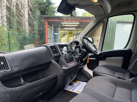 Peugeot Boxer 2.2 440 L4 H2 17-seat Non-D1 Minibus Lite w/ Telescopic Ramps. ULEZ E6 17