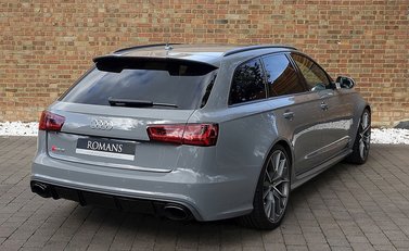 Audi RS6 Avant Performance 27