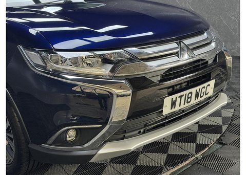 Mitsubishi Outlander 2.2 DI-D 4 SUV 5dr Diesel Manual 4WD Euro 6 (s/s) (147 ps) 11