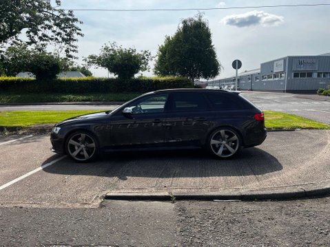 Audi RS4 4.2 RS 4 FSI Quattro Auto 4WD 5dr 2