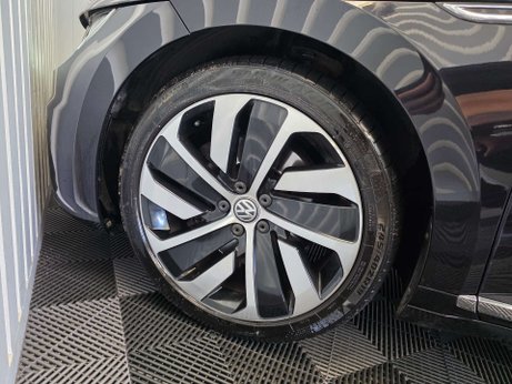 Volkswagen Arteon 2.0 TSI R-Line Fastback 5dr Petrol DSG 4Motion Euro 6 (s/s) (280 ps) 23