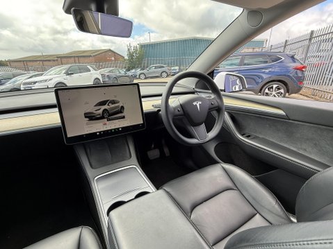 Tesla Model Y SUV 5dr Electric Auto RWD (346 ps) 29