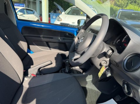 Volkswagen Up 1.0 Take up! Euro 5 3dr 24