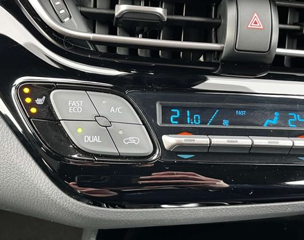 Toyota C-HR 1.8 C-HR GR Sport HEV CVT 5dr 57