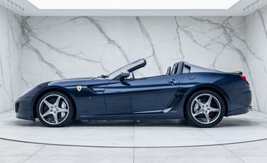 Ferrari 599 SA Aperta 2