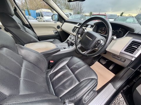 Land Rover Range Rover Sport SDV6 HSE LOW MILEAGE Full Service History EXCEPTIONAL EXAMPLE 10