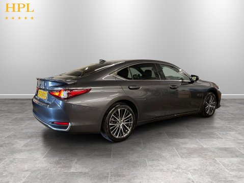 Lexus Es 2.5 300h Saloon 4dr Petrol Hybrid E-CVT Euro 6 (s/s) (218 ps) 7