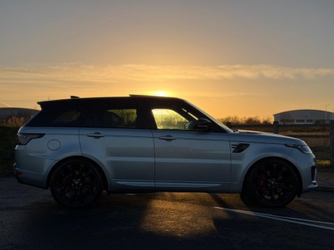 Land Rover Range Rover Sport 3.0 D350 MHEV HST Auto 4WD Euro 6 (s/s) 5dr 4