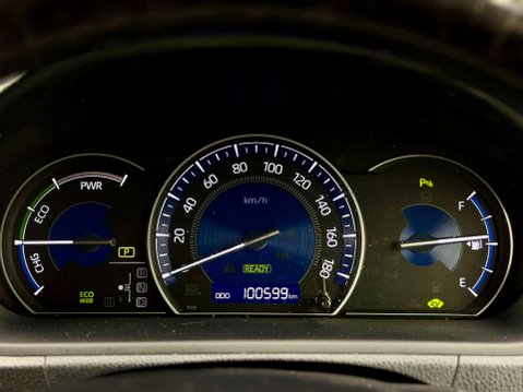 Toyota Esquire Hybrid Hybrid Gi 46