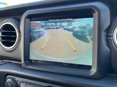 Jeep Wrangler 2.0 GME Overland 4dr Auto8 30