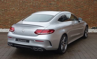 Mercedes-Benz C Class C63 Coupe Premium 25
