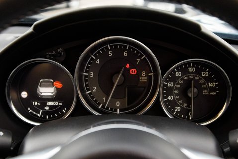 Mazda MX-5 SPORT 14