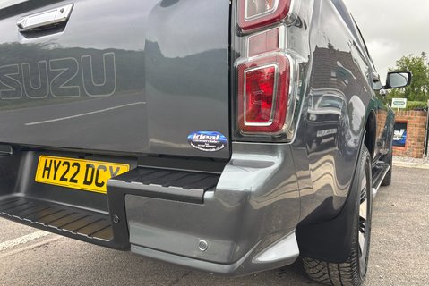 Isuzu D-Max DL40 1.9 TD Double Cab 4x4 Pickup - Roller Shutter 25